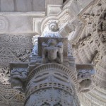 Wunderschöne Steinarbeiten