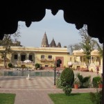 Innenhof mit Pool